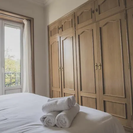 Prim Terrace - Local Rentss Apartment *